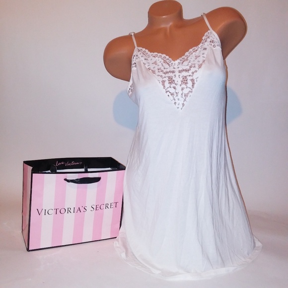 Victoria Secret Lingerie - Picture 4 of 8